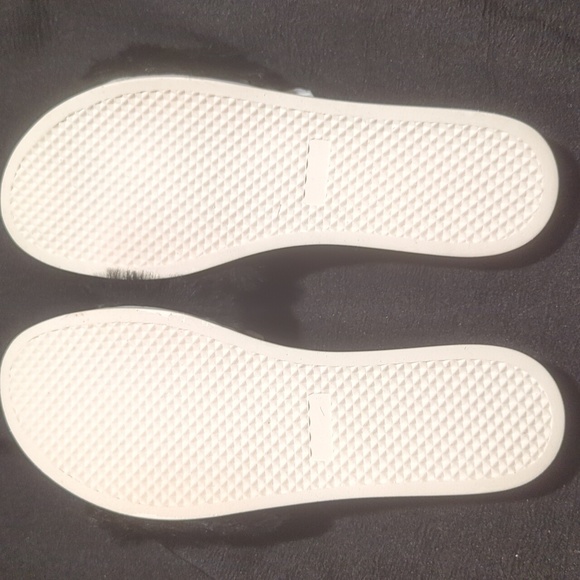 Seychelles "Beyond Reason" Furry Slide Sandal Women's size 8.5 NWT - Picture 6 of 7